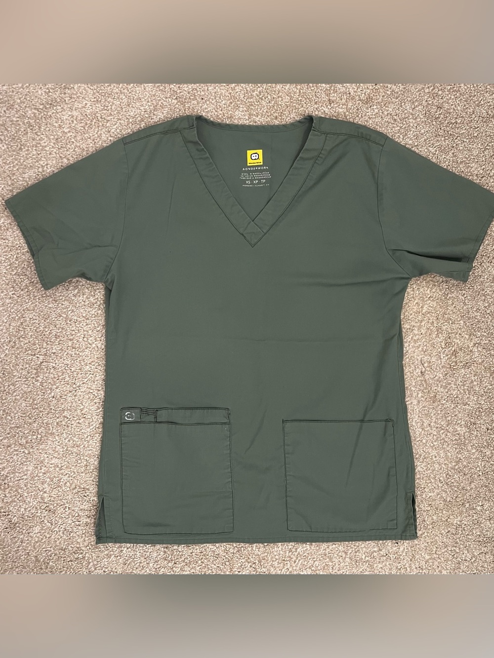 WonderWink Wonderwork Woman’s Classic Fit V-Neck Scrub Top in Olive Size XS